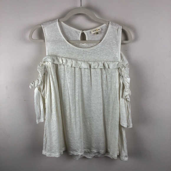 ANTHROPOLOGY Meadow Rue Cold Shoulder Swing Top - Picture 3 of 13